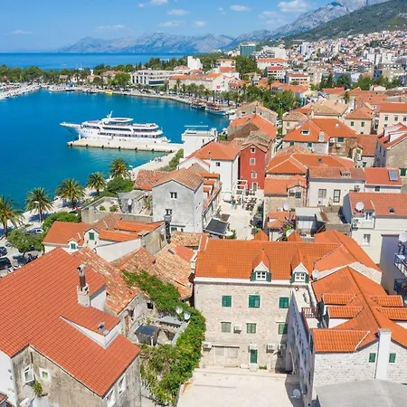 Palace Heritage Apartments Makarska