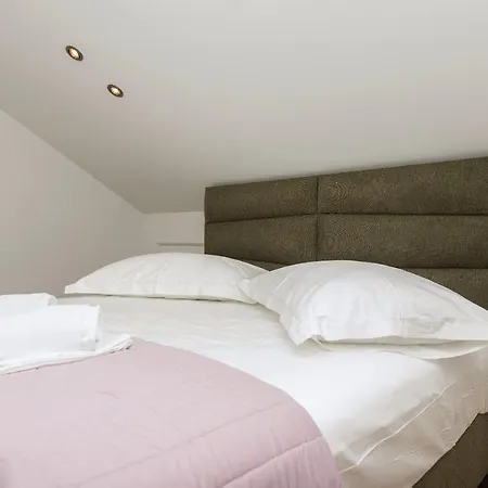 Palace Heritage Apartments Apartment