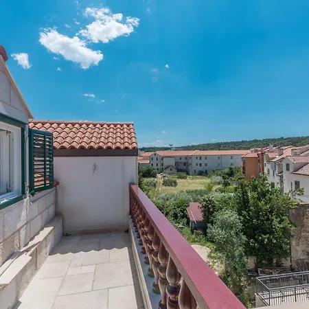 Palace Heritage Apartments * Makarska