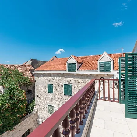 Apartment Palace Heritage Apartments Makarska